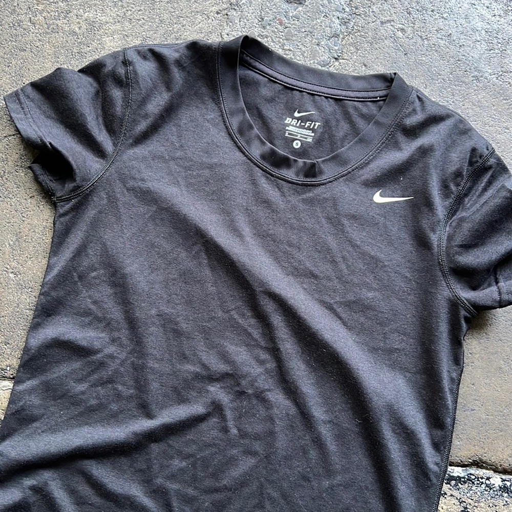 NIKE Dri-Fit Womens T-Shirt